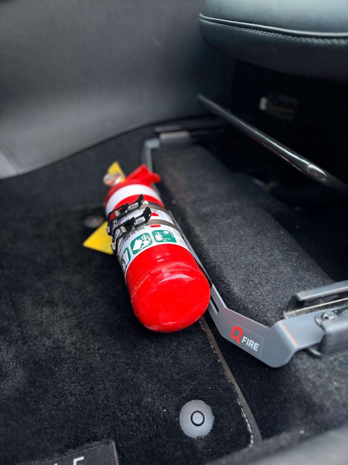 QFIRE Vehicle Fire Extinguisher Bracket - MY17+ MAZDA CX-5